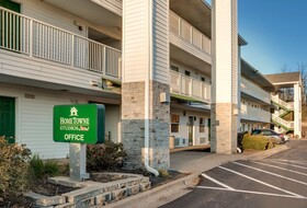 Birch Hill Suites Kansas City - Independence