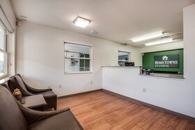 Birch Hill Suites Kansas City - Independence