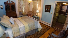 Silver Heart Inn Bed & Breakfast