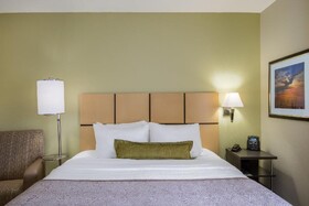 Candlewood Suites Jefferson City