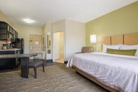 Candlewood Suites Jefferson City