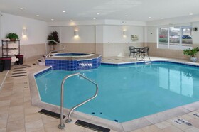 DoubleTree by Hilton Hotel Jefferson City