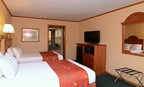 SureStay by Best Western Kansas City Country Inn North