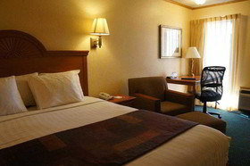 SureStay by Best Western Kansas City Country Inn North