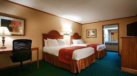 SureStay by Best Western Kansas City Country Inn North