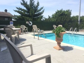 SureStay by Best Western Kansas City Country Inn North