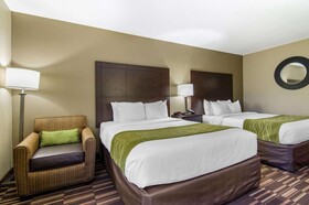 Comfort Inn & Suites Kansas City - Northeast