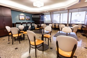 Drury Inn & Suites Kansas City Airport