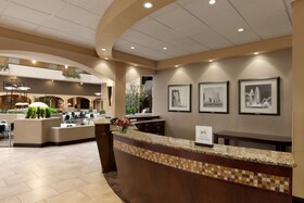 Embassy Suites Kansas City International Airport