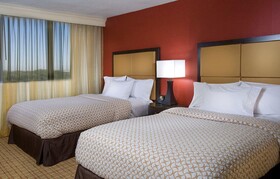Embassy Suites Kansas City International Airport