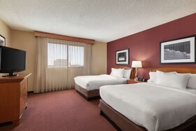 Embassy Suites Kansas City International Airport
