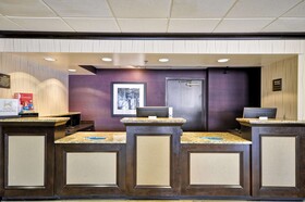 Hampton Inn Kansas City-Airport