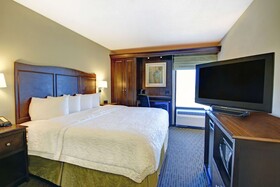 Hampton Inn Kansas City-Airport