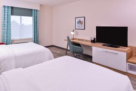 Hilton Garden Inn Kansas City Airport