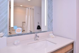 Hilton Garden Inn Kansas City Airport