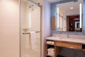 Hilton Garden Inn Kansas City Airport