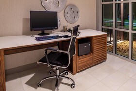 Hilton Garden Inn Kansas City Airport