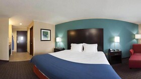 Holiday Inn Express North Kansas City