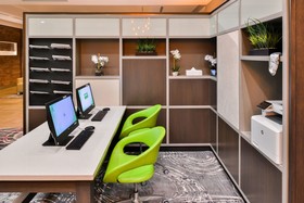 Holiday Inn Kansas City Airport