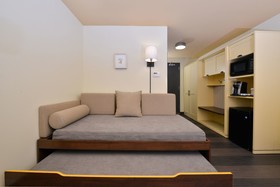 Holiday Inn Kansas City Airport