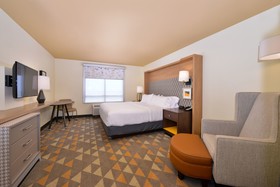 Holiday Inn Kansas City Airport