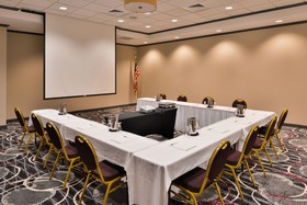 Holiday Inn Kansas City Airport