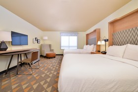 Holiday Inn Kansas City Airport