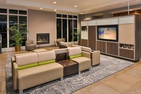 Holiday Inn Kansas City Airport