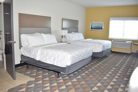 Holiday Inn Kansas City - Northeast