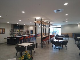 Holiday Inn Kansas City - Northeast