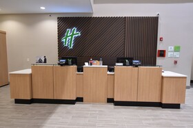 Holiday Inn Kansas City - Northeast