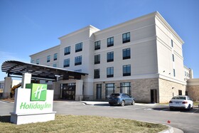 Holiday Inn Kansas City - Northeast
