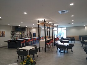 Holiday Inn Kansas City - Northeast