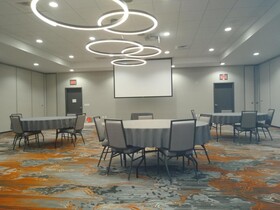 Holiday Inn Kansas City - Northeast