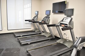 Holiday Inn Kansas City - Northeast