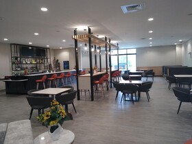 Holiday Inn Kansas City - Northeast