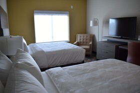 Holiday Inn Kansas City - Northeast
