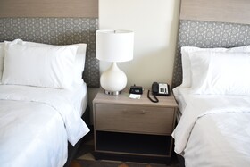 Holiday Inn Kansas City - Northeast