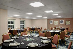 Homewood Suites Kansas City Airport