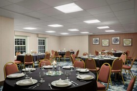 Homewood Suites Kansas City Airport