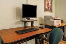 Microtel Inn & Suites by Wyndham Kansas City Airport