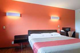 Days Inn by Wyndham Kansas City Northeast