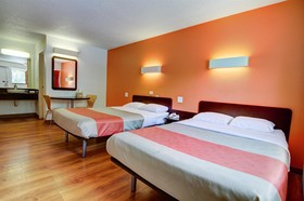 Days Inn by Wyndham Kansas City Northeast