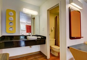 Days Inn by Wyndham Kansas City Northeast