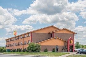 Super 8 by Wyndham Kansas City at Barry Road/Airport
