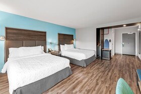 Tru by Hilton Kansas City Airport