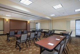 Wyndham Garden Kansas City Airport
