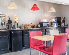 Econo Lodge Kearney - Liberty