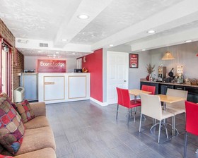 Econo Lodge Kearney - Liberty