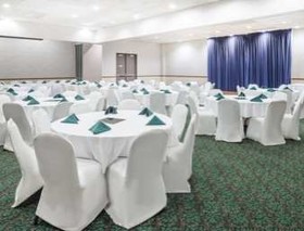 Days Inn by Wyndham Kirksville